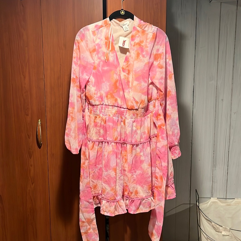Multi color pinkish dress size Large